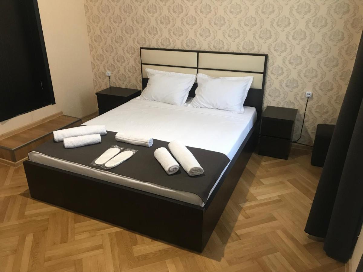 Family Guest House Tbilisi Exterior photo